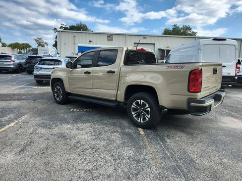 Used 2021 Chevrolet Colorado Z71 image 3
