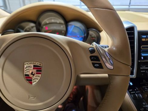 Used 2012 Porsche Cayenne AWD/4WD image 23
