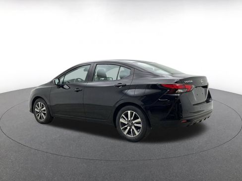 Used 2025 Nissan Versa SV FWD image 8