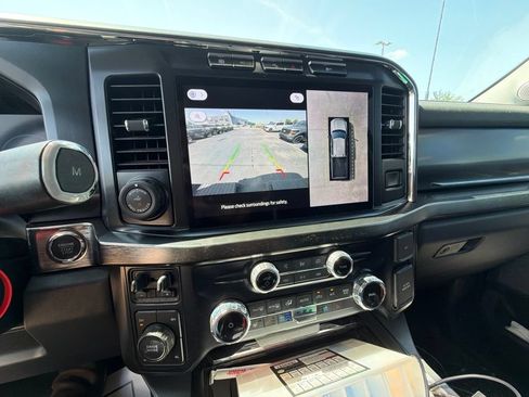 Used 2023 Ford F250 Lariat w/ Lariat Ultimate Package AWD/4WD image 10