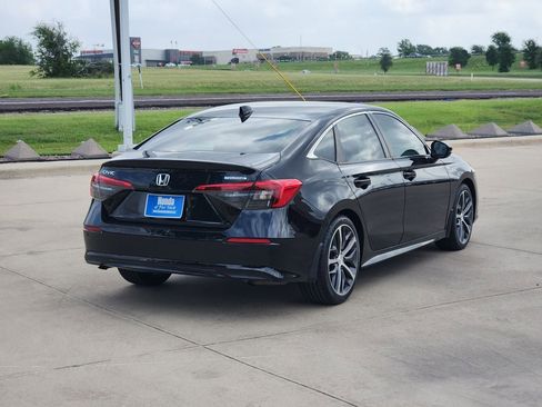 Used 2022 Honda Civic Touring image 5