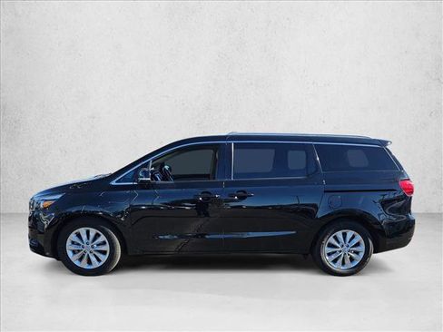 Used 2018 Kia Sedona EX image 7