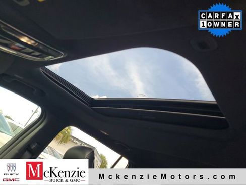 Used 2024 Jeep Grand Cherokee L Altitude RWD image 10