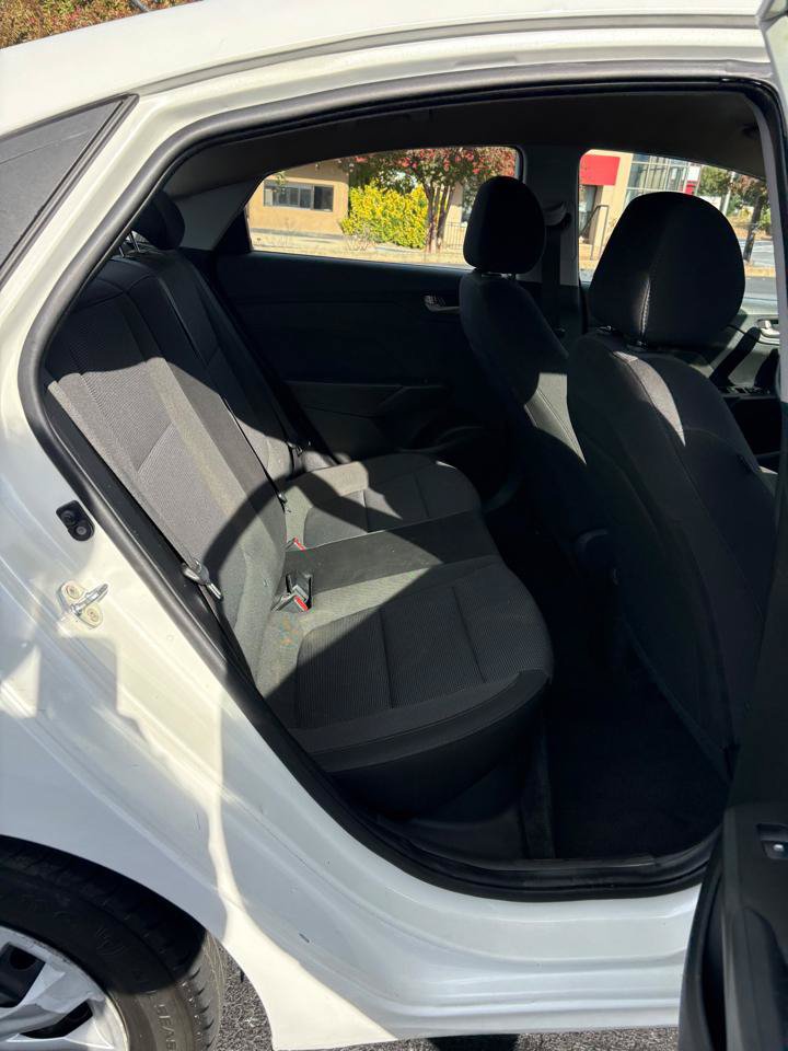 Used 2021 Hyundai Accent SE FWD image 15