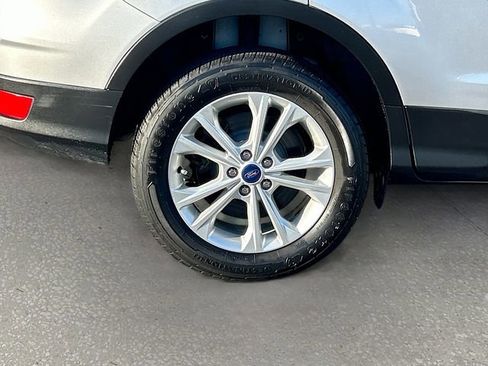 Used 2018 Ford Escape SEL FWD image 30