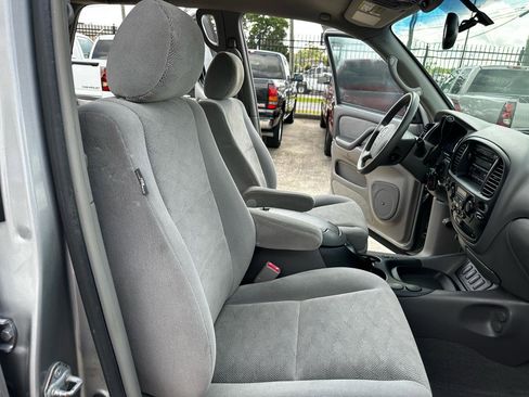 Used 2005 Toyota Sequoia SR5 image 48