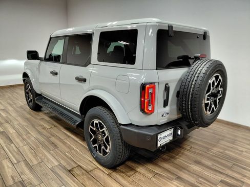 New 2026 Ford Bronco Outer Banks image 14