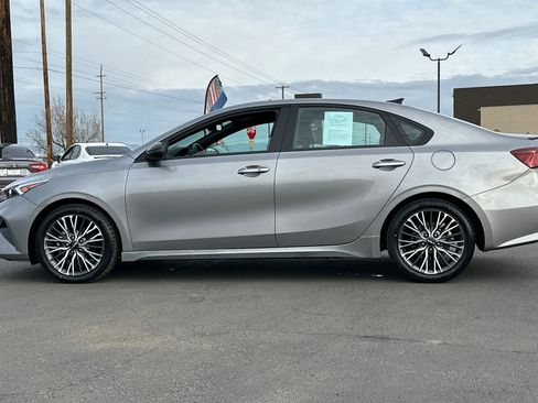 Used 2023 Kia Forte GT-Line w/ GT-Line Technology Package image 8