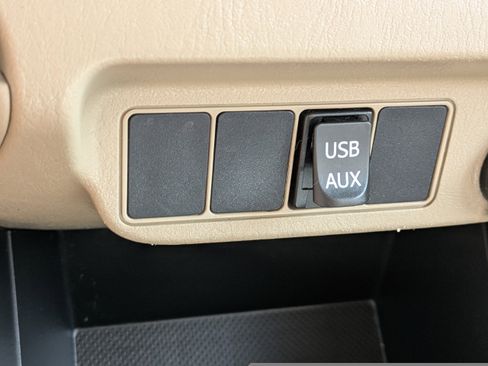 Used 2015 Toyota Tacoma PreRunner w/ SR5 Package image 22