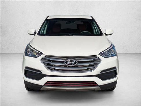 Used 2018 Hyundai Santa Fe Sport image 2
