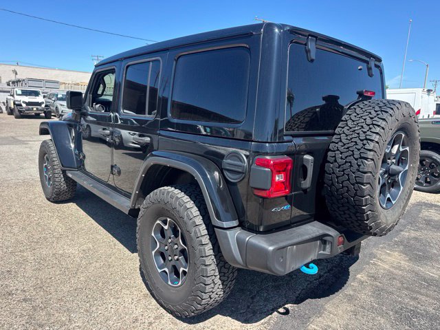 Used 2022 Jeep Wrangler Unlimited Rubicon 4xe w/ Cold Weather Group AWD/4WD image 7