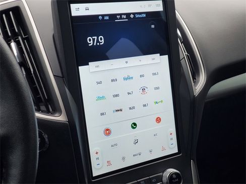 Certified 2024 Ford Edge SEL w/ Convenience Package image 19