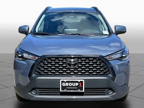 Certified 2023 Toyota Corolla Cross LE w/ Moonroof Package AWD/4WD image 4