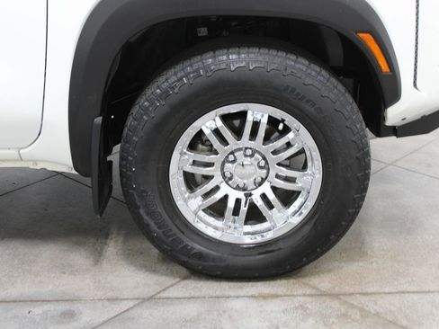 Used 2023 Nissan Frontier PRO-4X w/ Pro-4X Premium Package image 58