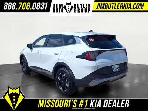 Used 2026 Kia Sportage LX FWD image 21