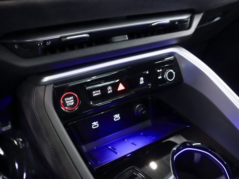 New 2025 Audi SQ5 Prestige image 22