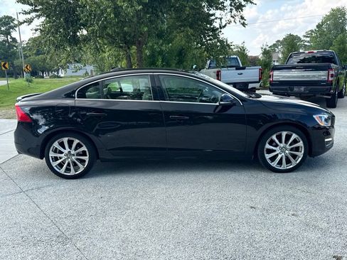 Used 2018 Volvo S60 T5 Inscription FWD image 8