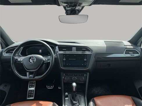 Used 2020 Volkswagen Tiguan SEL Premium R-Line image 21