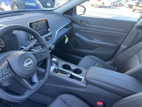 New 2025 Nissan Altima 2.5 S image 16