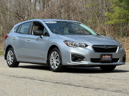 Used 2019 Subaru Impreza 2.0i image 5