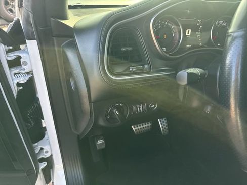Used 2020 Dodge Challenger R/T Scat Pack RWD image 12