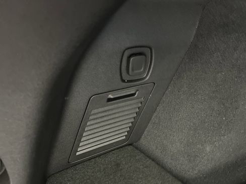 Certified 2025 Cadillac XT5 Premium Luxury image 34