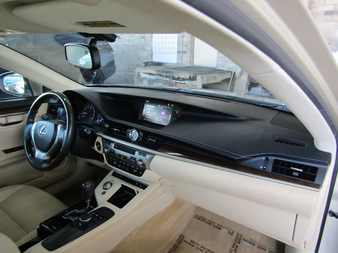 Used 2015 Lexus ES 350 w/ Premium Package FWD image 11