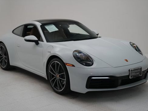 Certified 2023 Porsche 911 Carrera RWD image 2