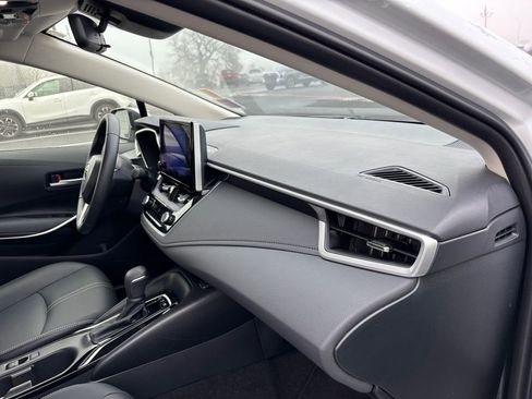 Used 2023 Toyota Corolla XLE image 27