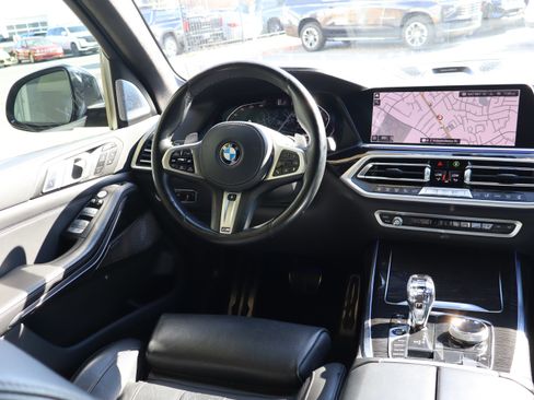 Used 2019 BMW X7 xDrive50i w/ Dynamic Handling Package image 12