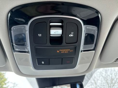 Used 2022 Hyundai Tucson Limited image 37