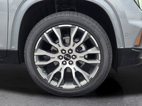 Used 2026 GMC Acadia Denali Ultimate FWD image 4