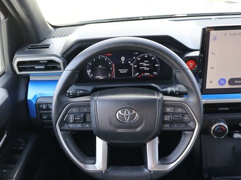 Used 2024 Toyota Tacoma TRD Sport image 23