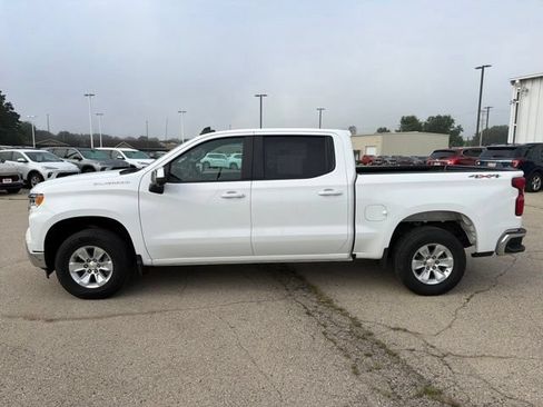 Used 2025 Chevrolet Silverado 1500 LT w/ Safety Package AWD/4WD image 2