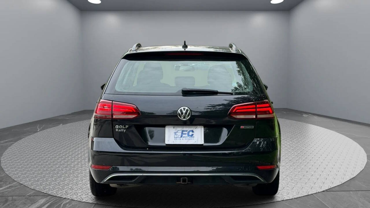 Used 2019 Volkswagen Golf S AWD/4WD image 5