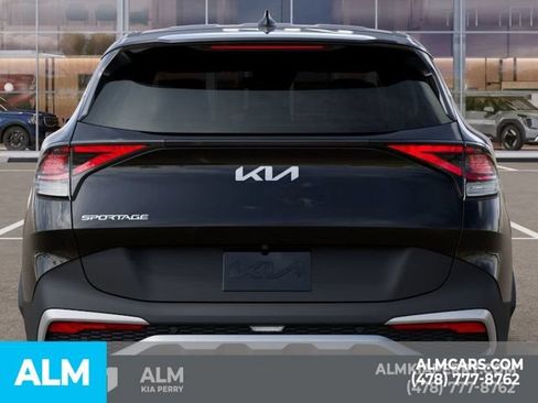 Used 2025 Kia Sportage EX FWD image 15