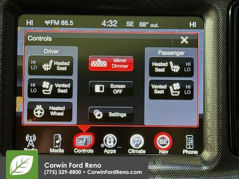 Used 2016 Dodge Challenger R/T Scat Pack w/ Leather Interior Group image 21