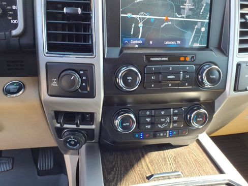 Certified 2021 Ford F250 Lariat w/ Lariat Ultimate Package AWD/4WD image 20