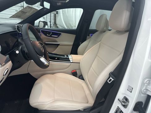 New 2026 Mercedes-Benz GLC 300 image 18