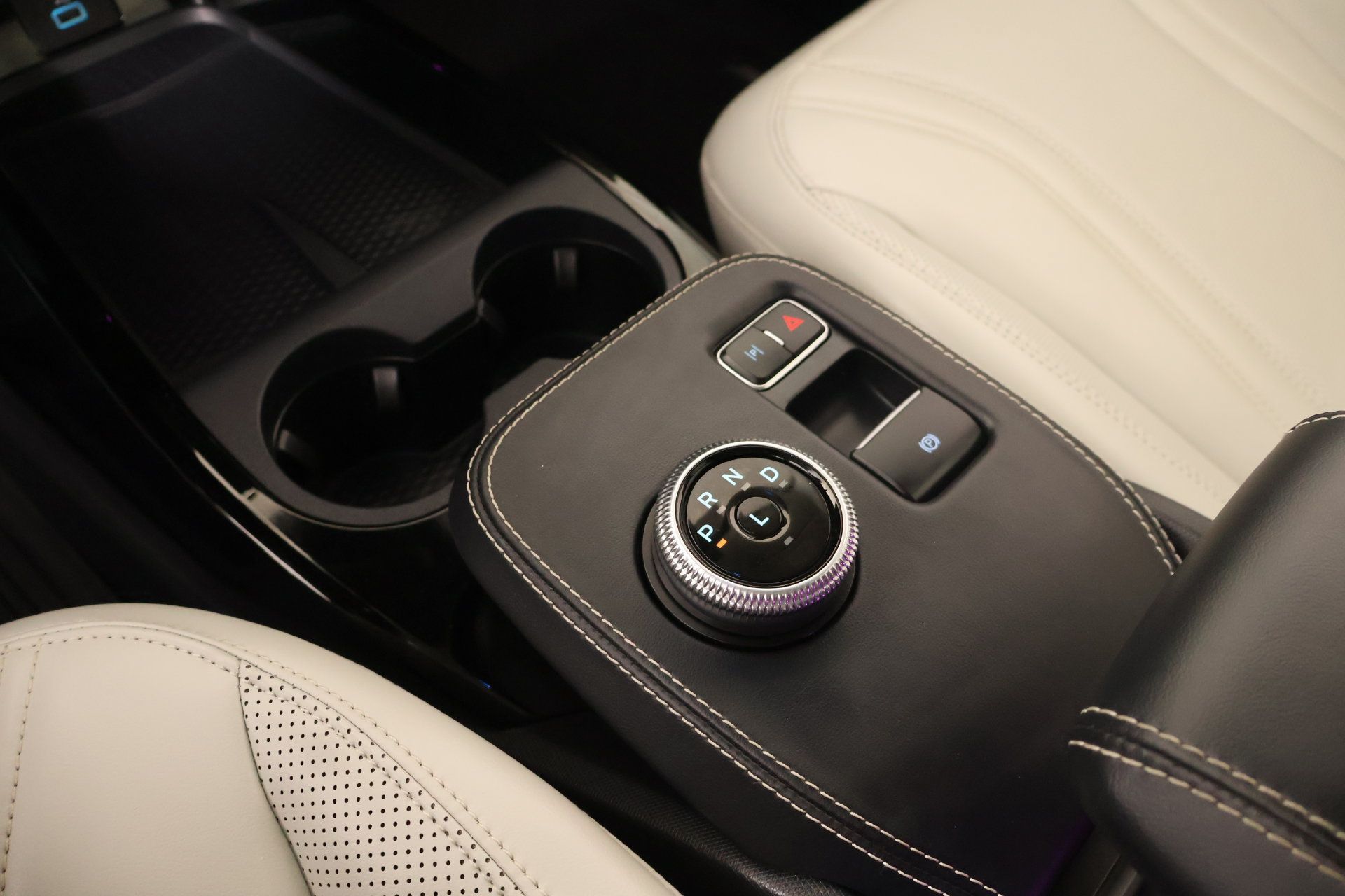 Used 2023 Ford Mustang Mach-E Premium RWD image 9