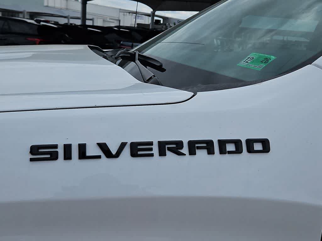 New 2026 Chevrolet Silverado 1500 RST w/ Dark Appearance Package AWD/4WD image 11