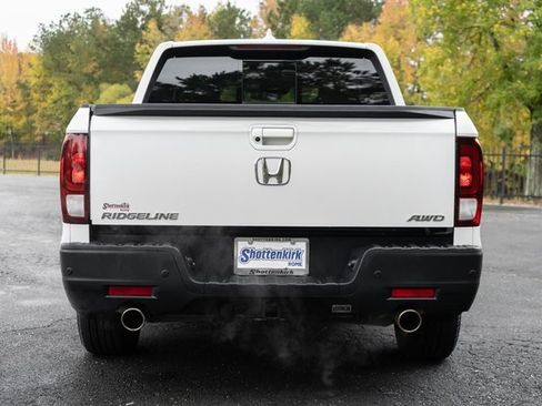 Used 2023 Honda Ridgeline RTL-E image 8