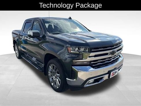 Certified 2020 Chevrolet Silverado 1500 LTZ w/ LTZ Premium Package image 4