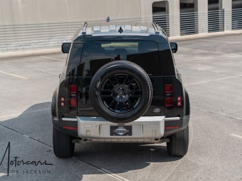 Used 2023 Land Rover Defender 110 S image 17