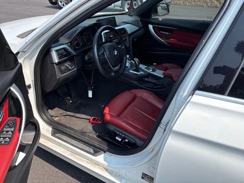 Used 2017 BMW 330i Sedan RWD image 4