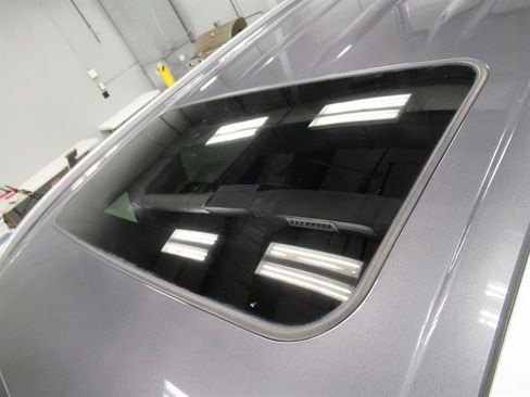 Used 2024 Toyota Highlander XLE image 19