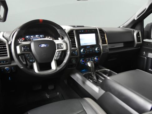 Used 2018 Ford F150 Raptor w/ Equipment Group 802A Luxury AWD/4WD image 35