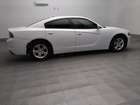 Used 2022 Dodge Charger SXT w/ Cold Weather Package RWD image 10