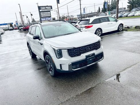 Used 2024 Kia Sorento SX Prestige w/ Olive Brown Leather Package image 6