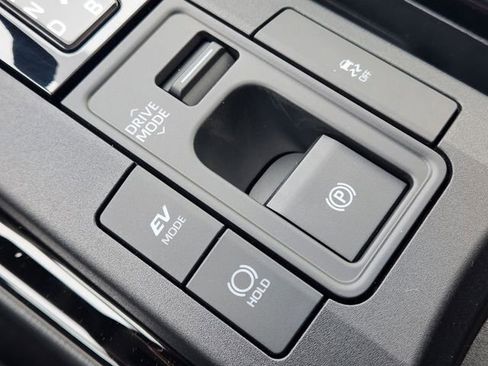 New 2026 Toyota Prius XLE image 25